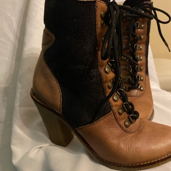 Ladies fur lined boots. Tara soft brown leather boot says size7 fits like 8 - Picture 8 of 16